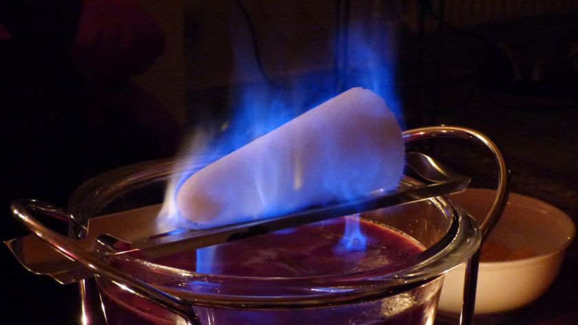 Die Feuerzangenbowle