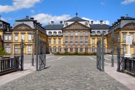 Wanderausstellung - Waldeck-Frankenberg rundet!